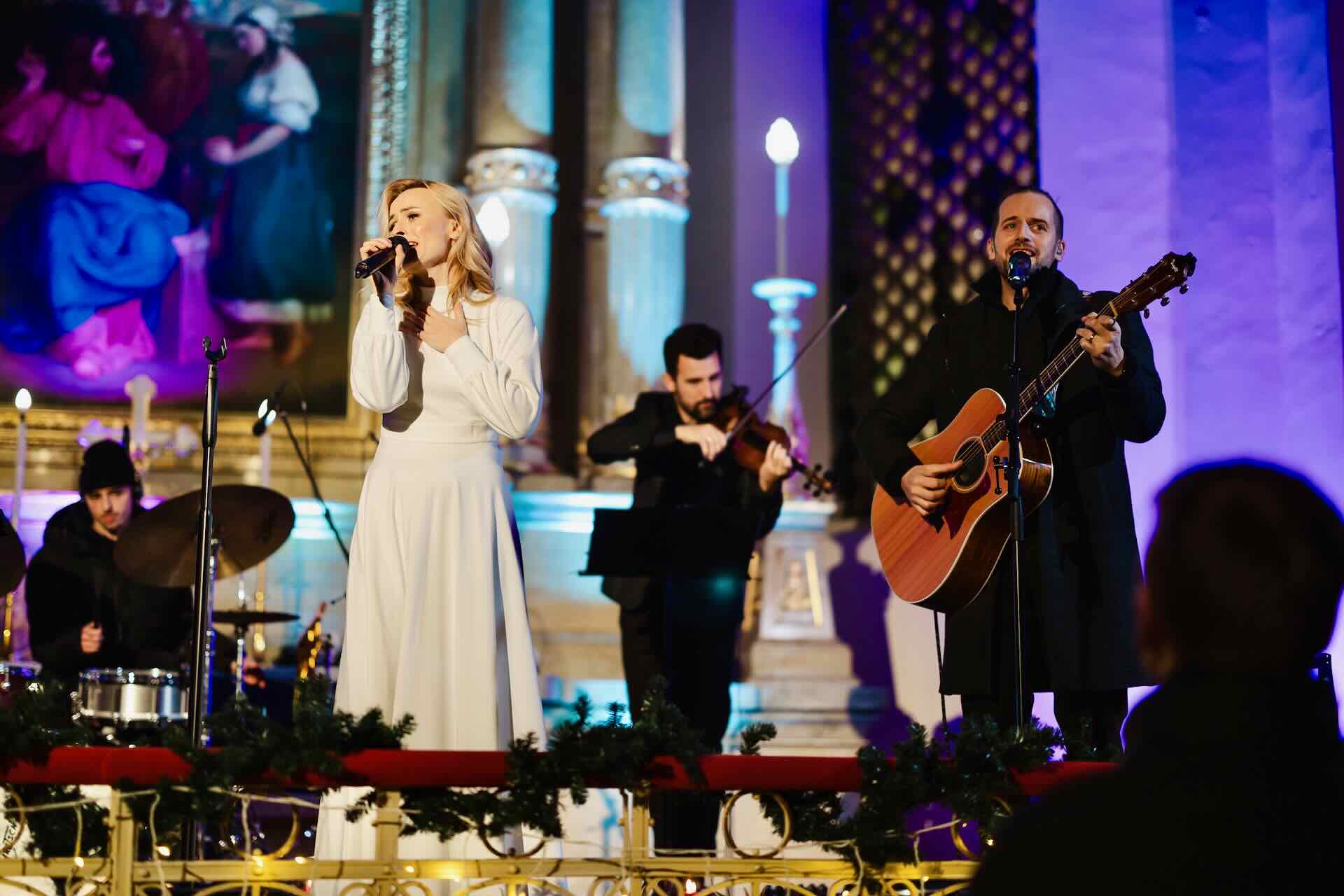 picture VIANOČNÁ JANAIS 2025