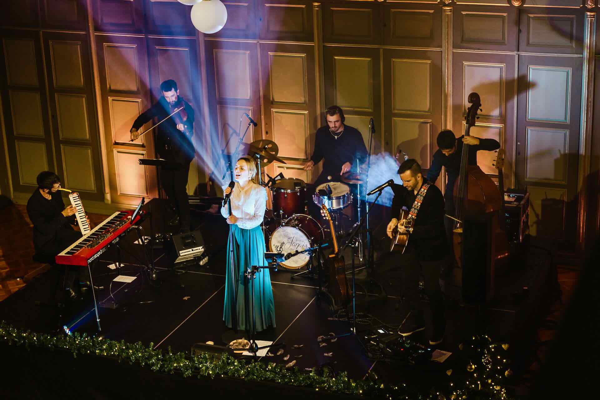 picture VIANOČNÁ JANAIS 2025