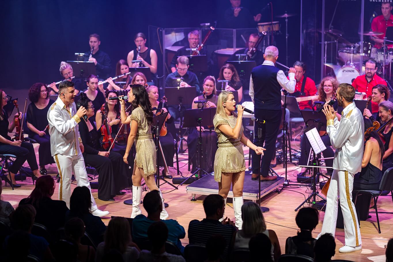 picture HAPPYBAND ORCHESTRA - ABBA SYMPHONIC SHOW 2026