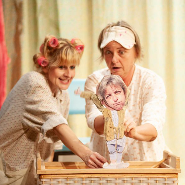 O dvanástich mesiačikoch