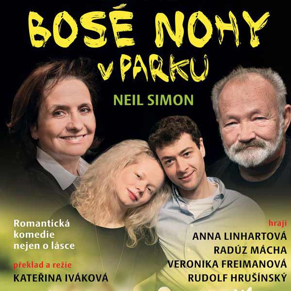 Bosé nohy v parku