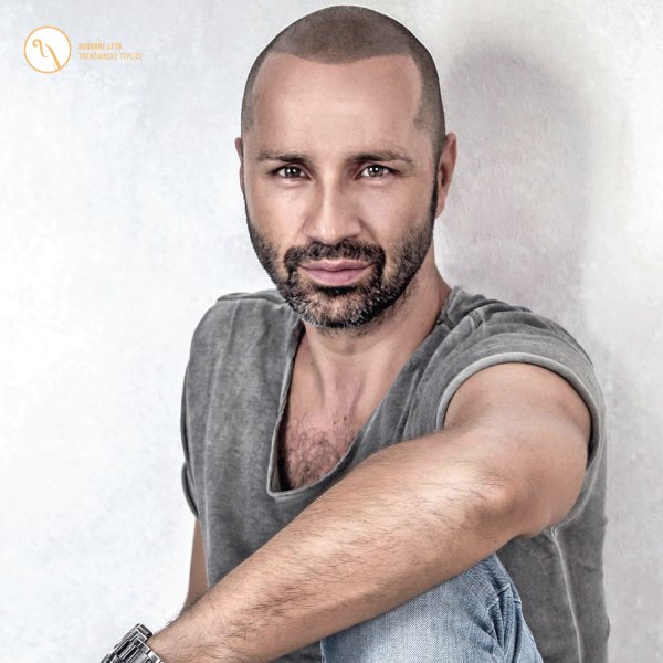 Robo Opatovský s kapelou