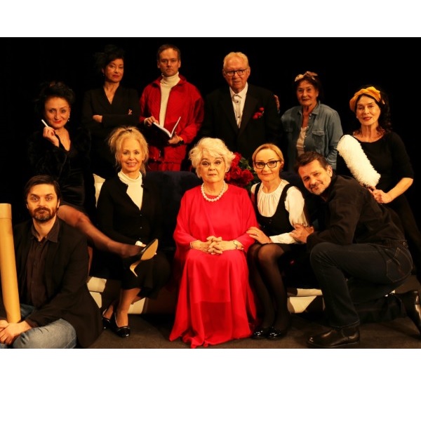 PIEŠŤANSKÉ RENDEZVOUS - ALE, ALE, PANI PLUKOVNÍKOVÁ alebo Popol a pálenka  (Bengt Ahlfors)