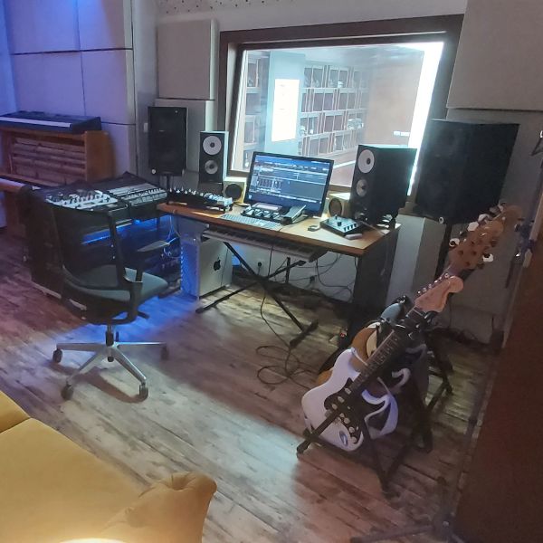 Nahraj s nami svoju hudbu!