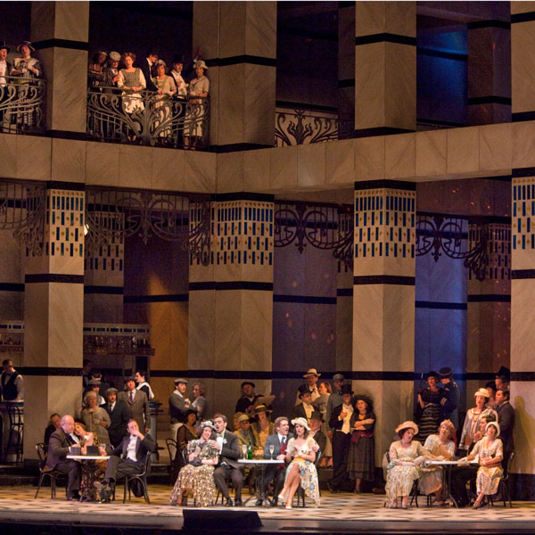 MET: Lastovička (Giacomo Puccini)