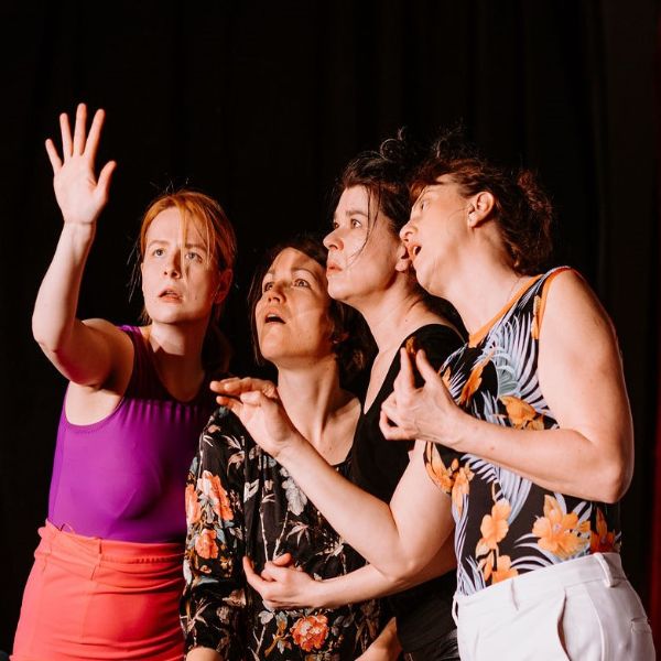 Ásó, kapa meg a nagy! divadelné predstavenie o.z. Gurigongo Symposium