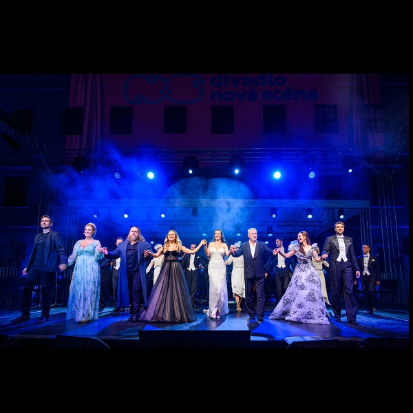 Divadlo Nová scéna - Od operety k muzikálu ( galakoncert)