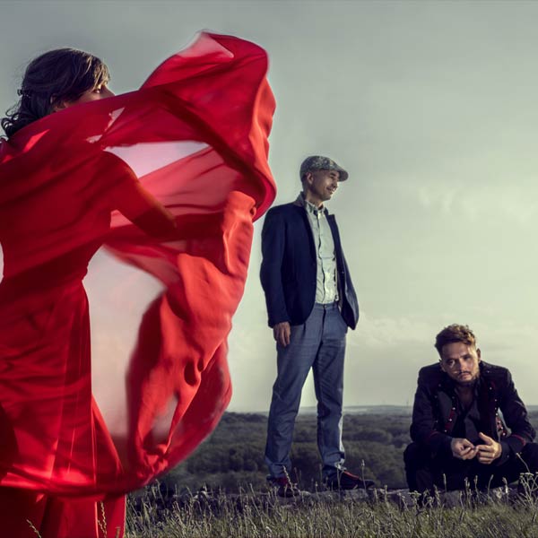 Longital koncert a krst albumu Divoko