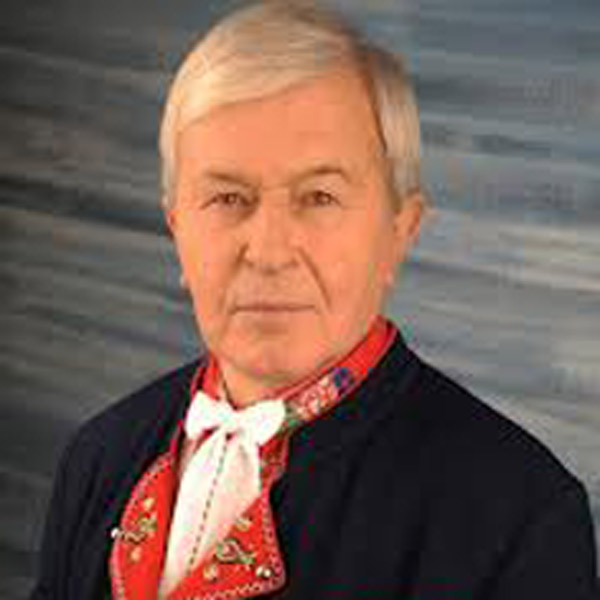 Jožka Černý s cimbálovou muzikou Gracia