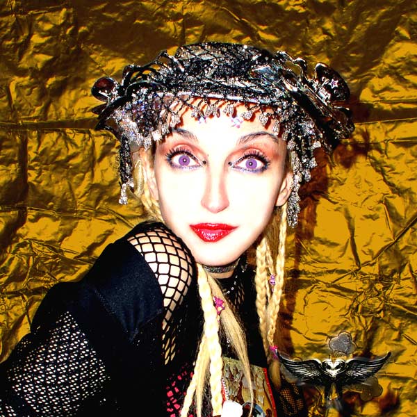 JANA URIEL Kratochvílová & Illuminati.ca