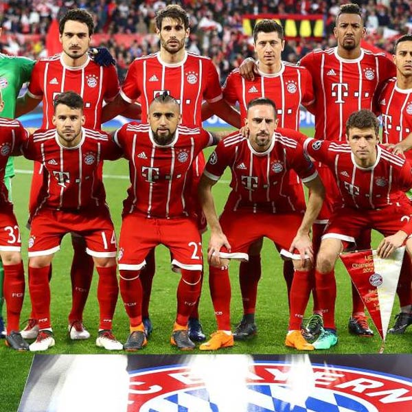 B. MNÍCHOV – AUGSBURG (OKTOBERFEST + BUNDESLIGA)