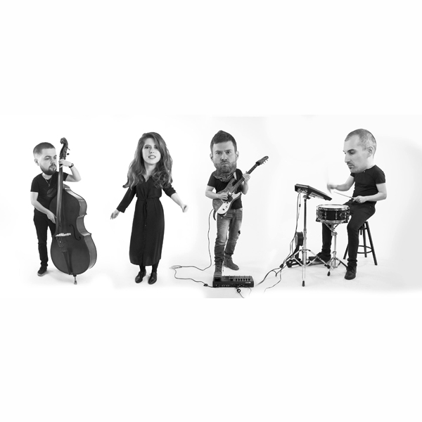 Zuzana Mikulcová a band