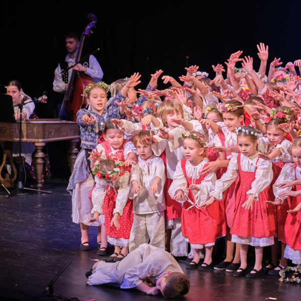 Kremienok - Potešte sa spolu s nami