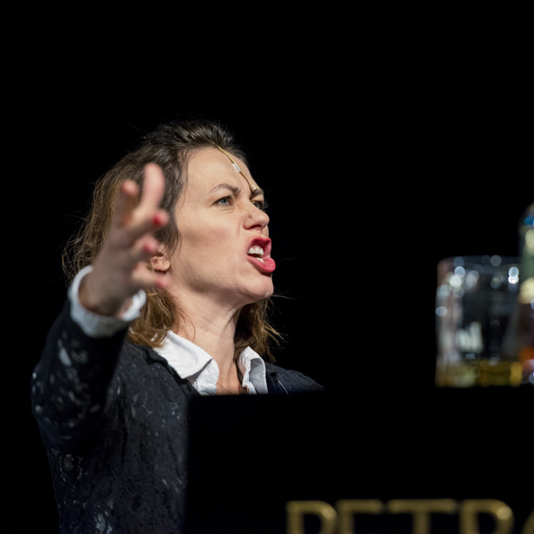 HANA (Hommage á Hegerová)